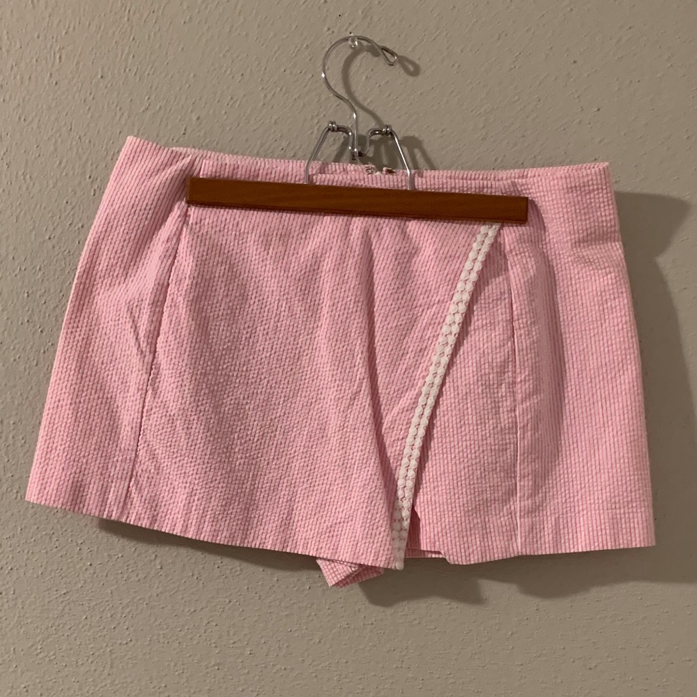 Pink Lilly Pulitzer skort